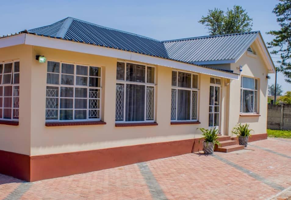 Lynm Residence Harare Exterior foto